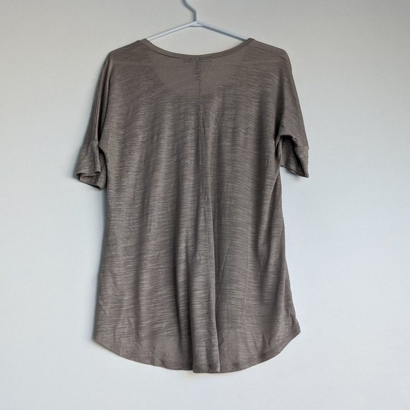 BCBGMaxAzria Leslie Tee Cinder Beige Size Small - Picture 3 of 5